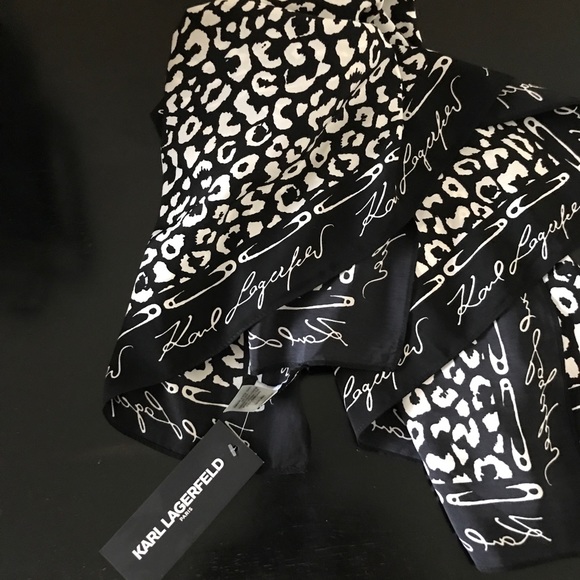 Karl Lagerfeld Accessories - Beautiful Karl Lagerfeld Animal Print Scarf